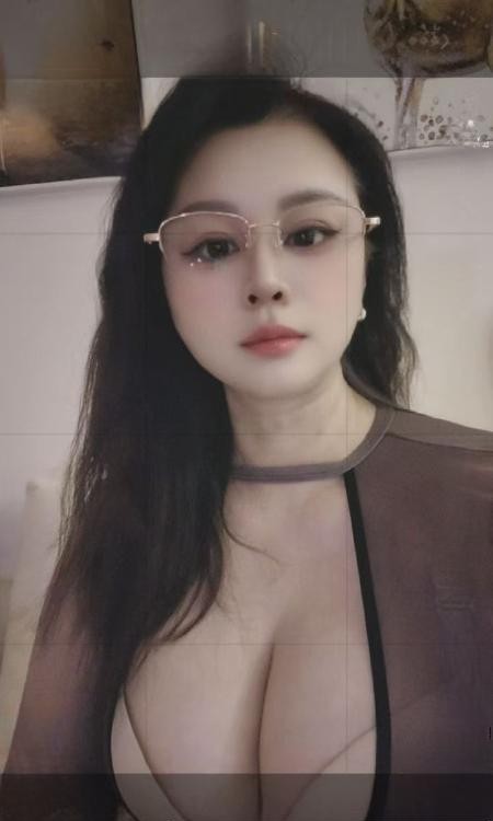 天府二街巨乳美羊羊