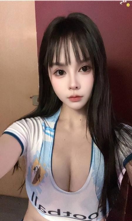 武侯大E奶一字马琳琳