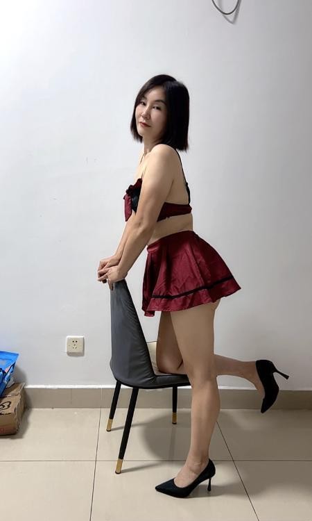 风情长腿美妇