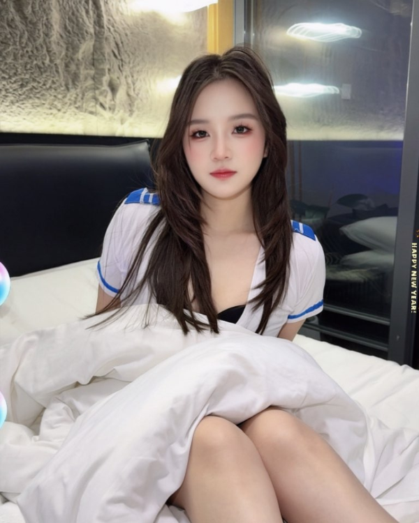 长腿细腰小咪