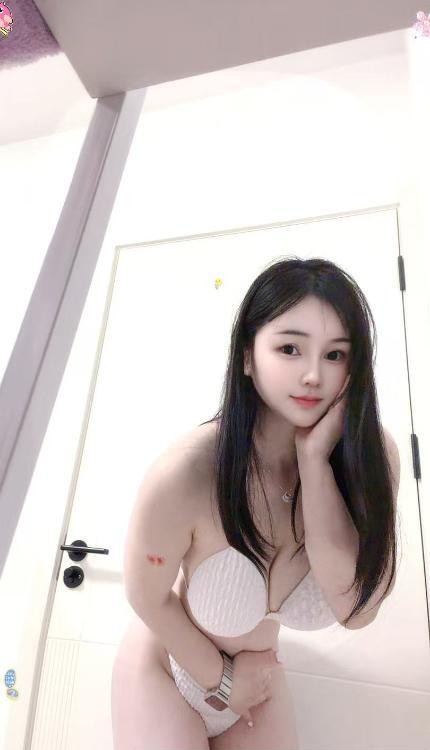 水蜜桃粉嫩搔b