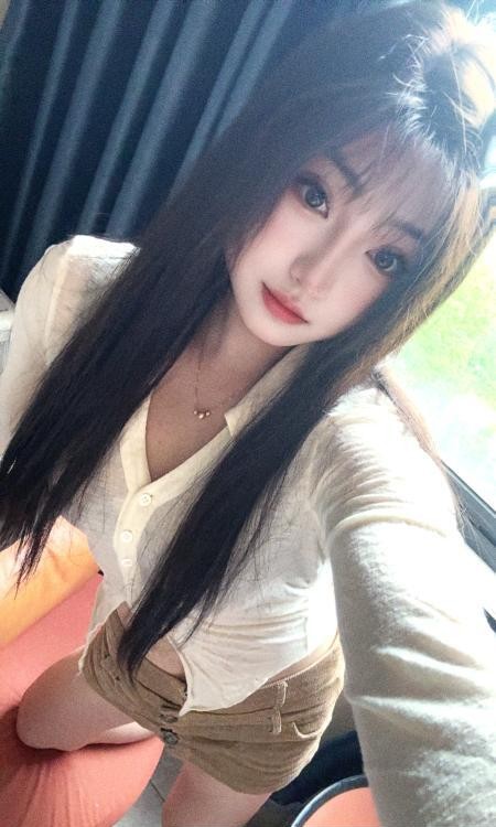 四季青叶子回归