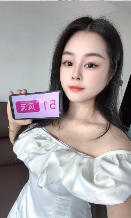 性感大胸悦悦