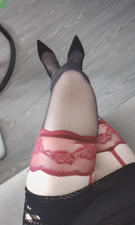 二刷熟女性感大白奶