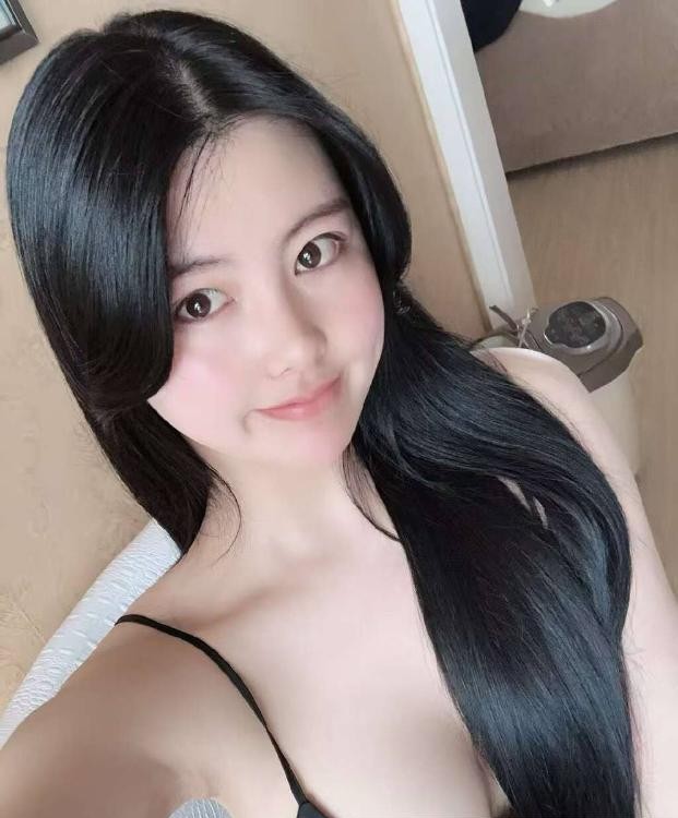 甜妹艾艾
