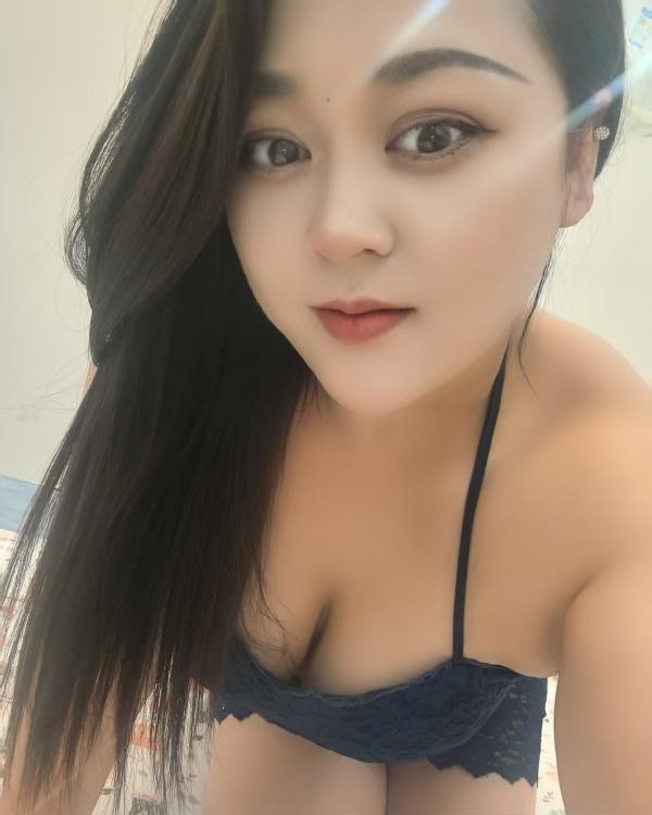 滨江大奶肉臀少妇