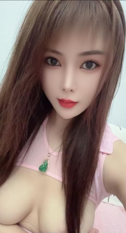 美乳少妇媚娘