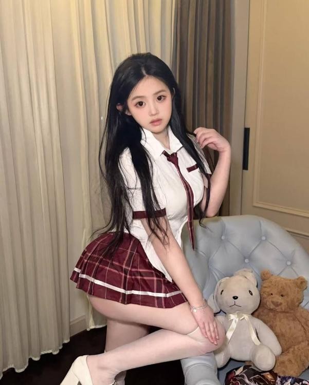 萝莉在校大学生
