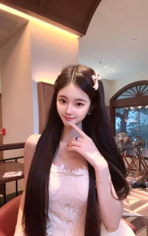 爱健身的丰满老师