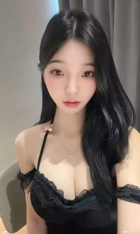 高颜值清纯性价比妹妹