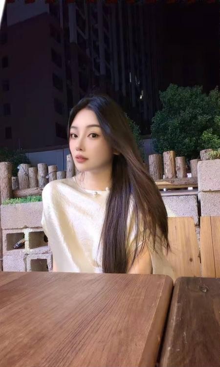 上城性感大胸骚妹