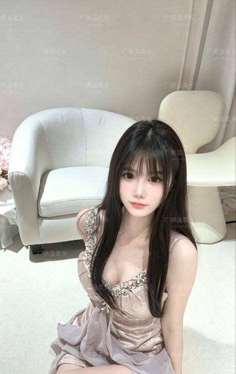 越秀白皙长腿林夕