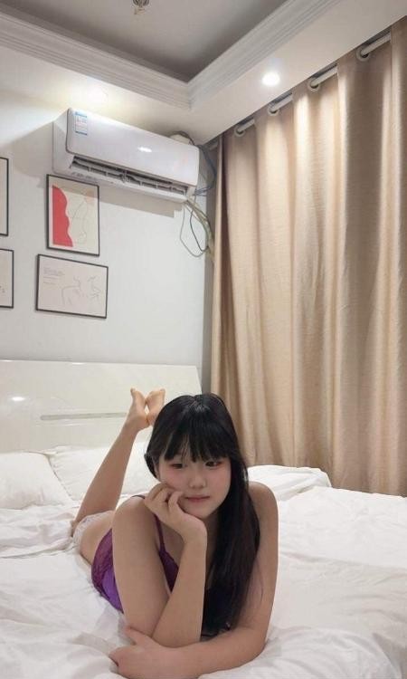 包河娃娃脸小萝莉
