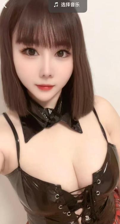 宝山性感身材少妇