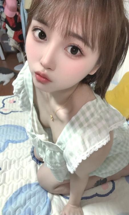 丰满可爱萝莉瑜妹可双