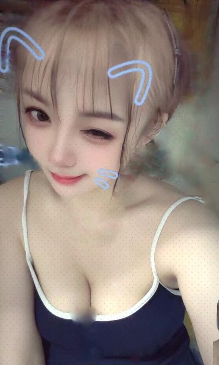 夫子庙长腿大波骚女