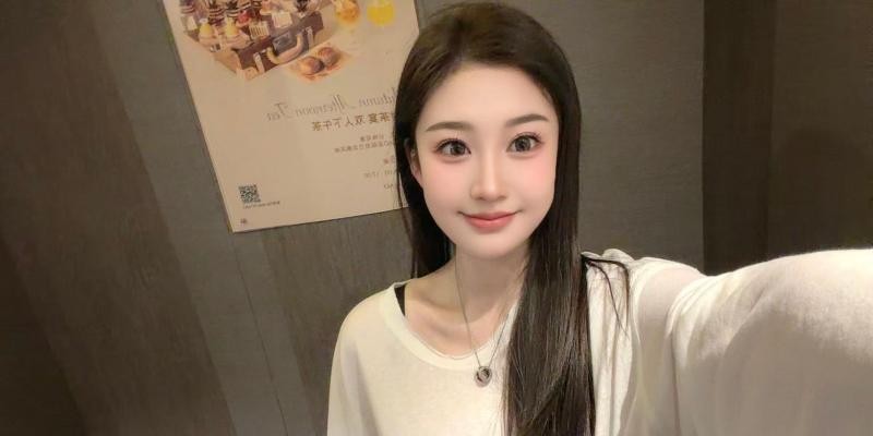 高颜值模特身材极品女