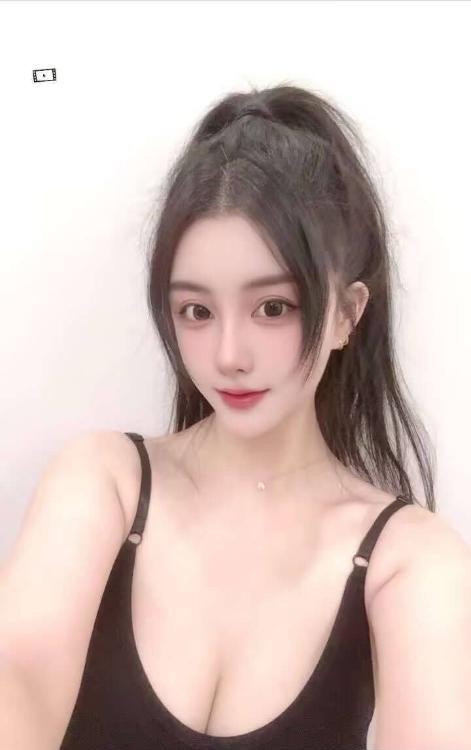 肤白貌美大奶嫩妹