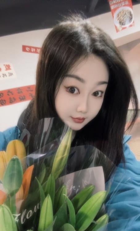 大奶阿紫榨汁机