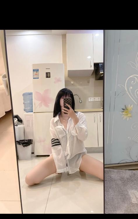 黑长直妹妹