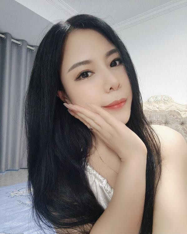 风骚御姐青青