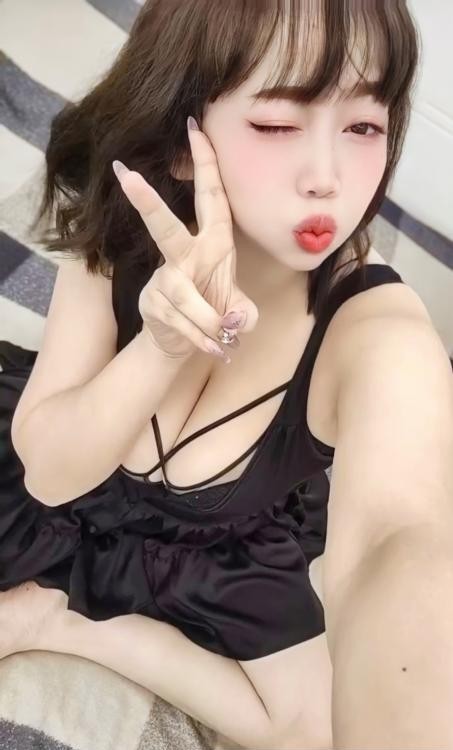 吴中F奶巨乳天雪