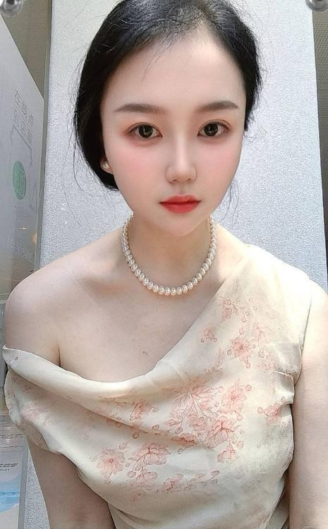 龙华潮喷女神小丽