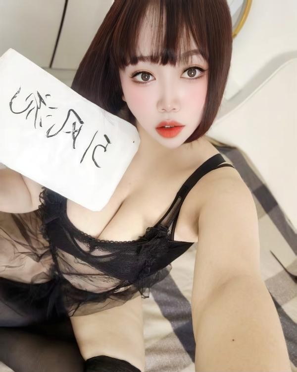 吴中F奶巨乳天雪
