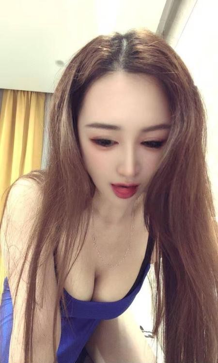 天河爆乳露露