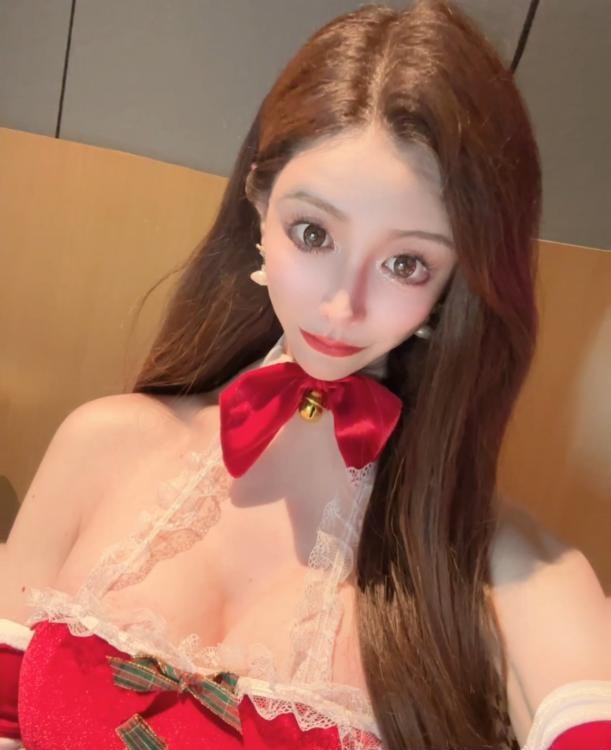 性感Ts带把女孩