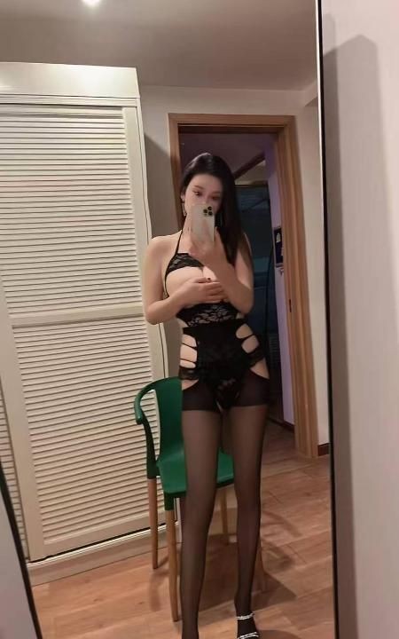 上城美乳骚温妮
