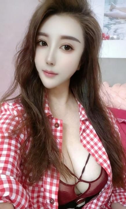 性感爆乳奶牛倩倩