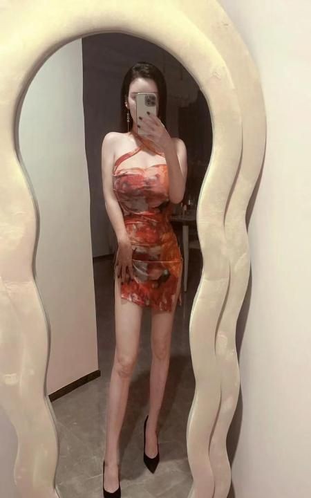 上城美乳骚温妮