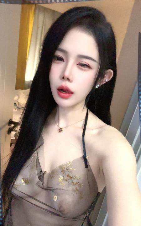 大胸多汁肥臀少妇