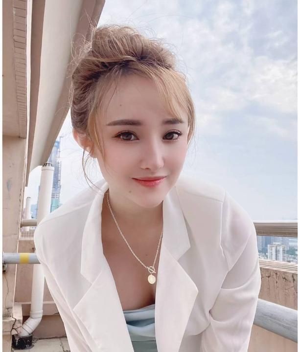 真实自做性感迷人小乖