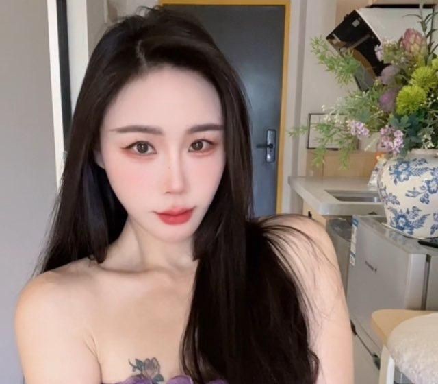 常熟美胸湘妹子小雪