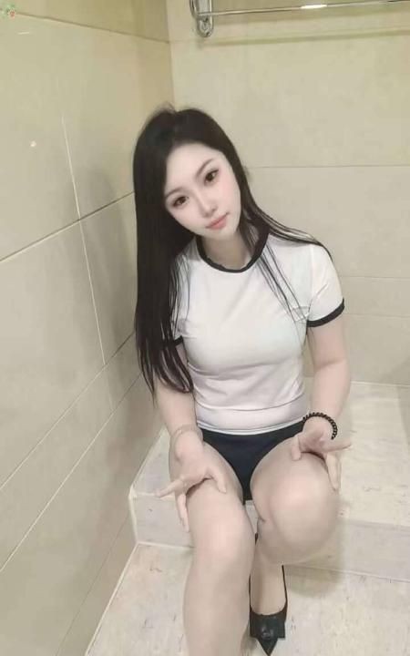 性感嫩妹好身材超粉