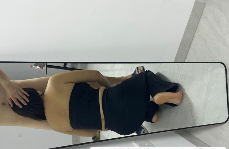 性价比瑜伽裤健身少妇