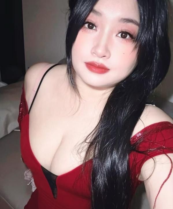 萧山巨臀美乳bbw