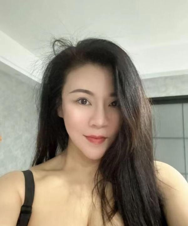 厦门E奶老凤飘雪