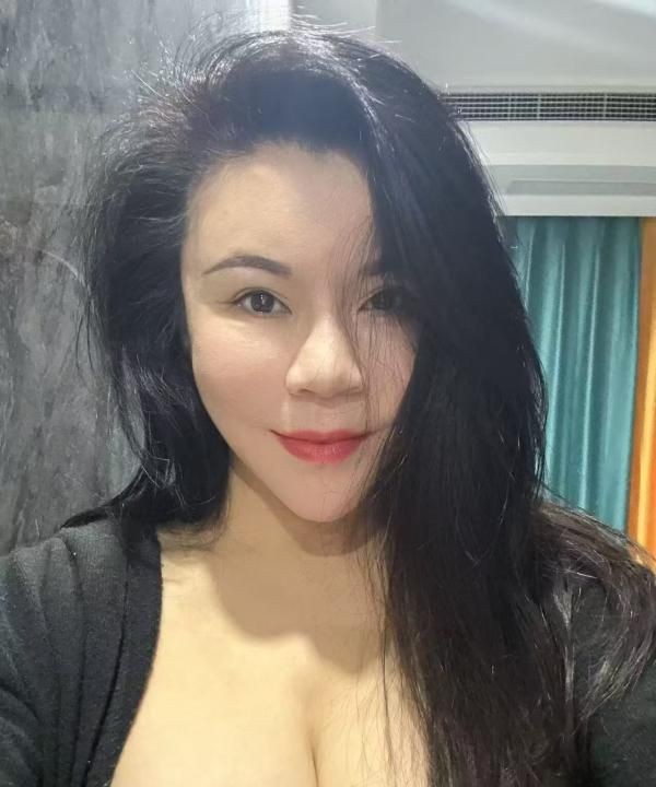 厦门E奶老凤飘雪