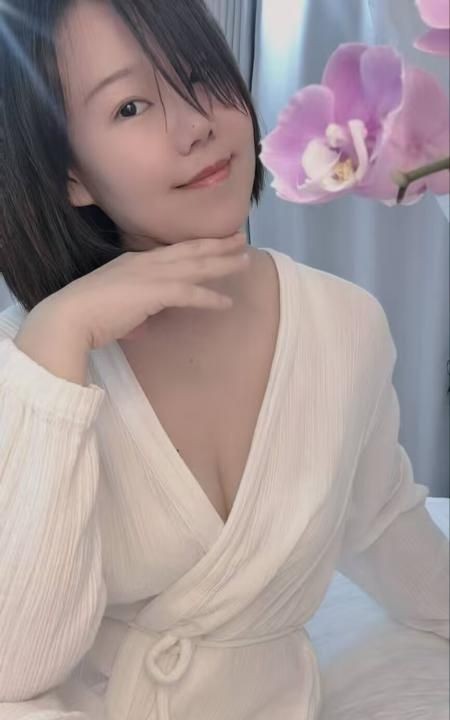 再刷丰满美臀大奶少妇