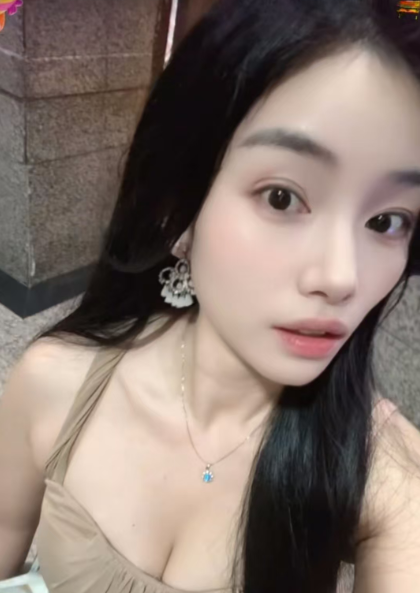 福田知性旗袍小姐姐