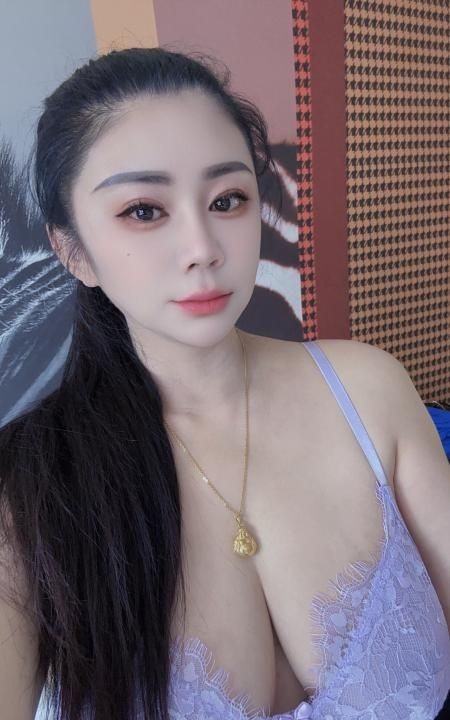 真巨乳金莲妹子