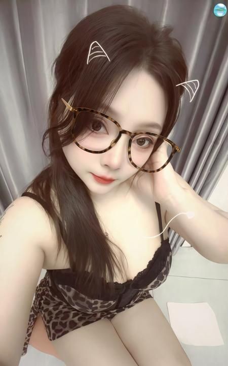 服务型大奶小少妇
