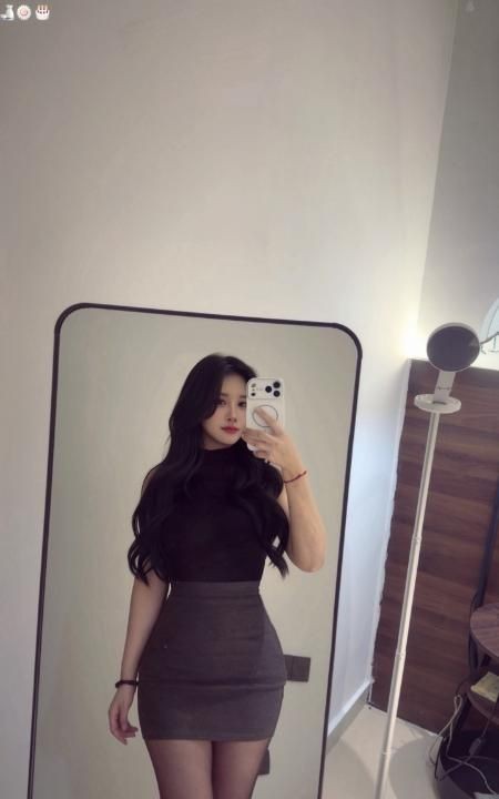 年轻活力的大奶妹