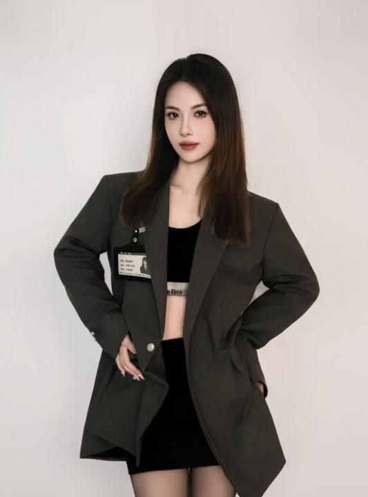 深喉大美女酥酥
