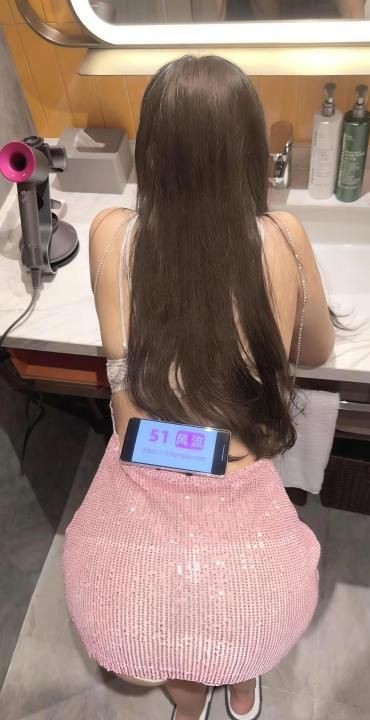 上城肉臀大蟒蛇果果