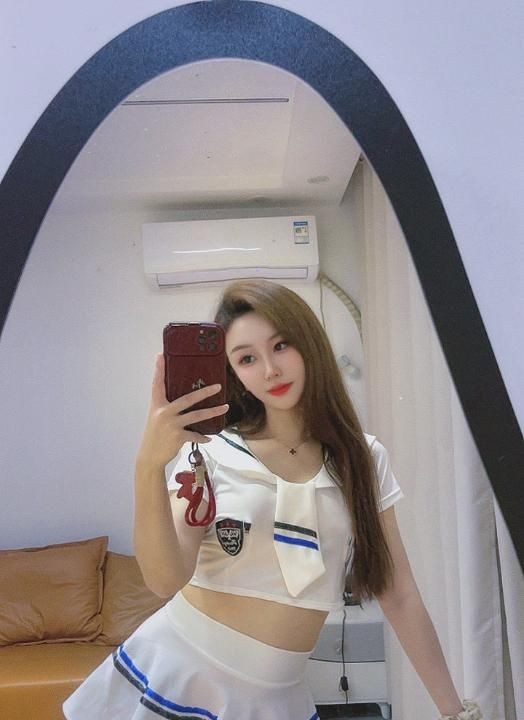妩媚性感芙冷冷