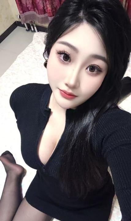 广开大奶子梦琪